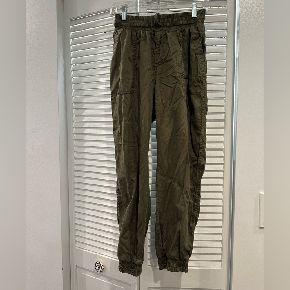 Olive Cargo joggers
